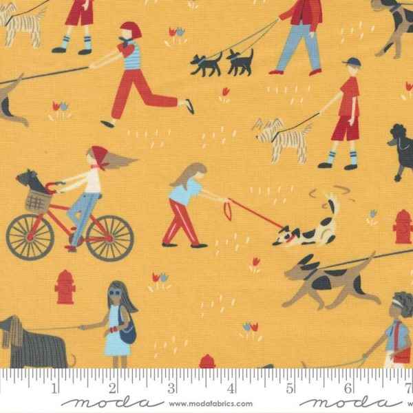 Dog Daze Buttercup Daily Walk Yardage by Stacy Iest Hsu for Moda Fabrics | #20840 12 Online Hot Sale